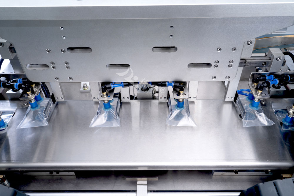 1703840369207506.jpg xq_04.jpg